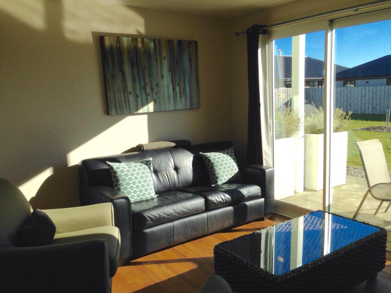 Amberley Serviced Apartments Bagian luar foto