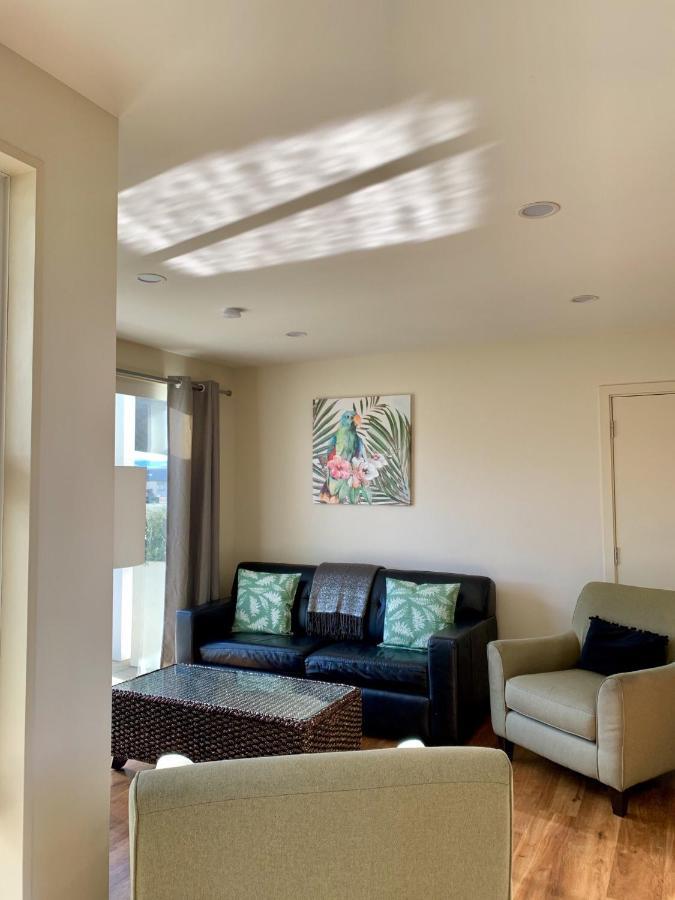 Amberley Serviced Apartments Bagian luar foto