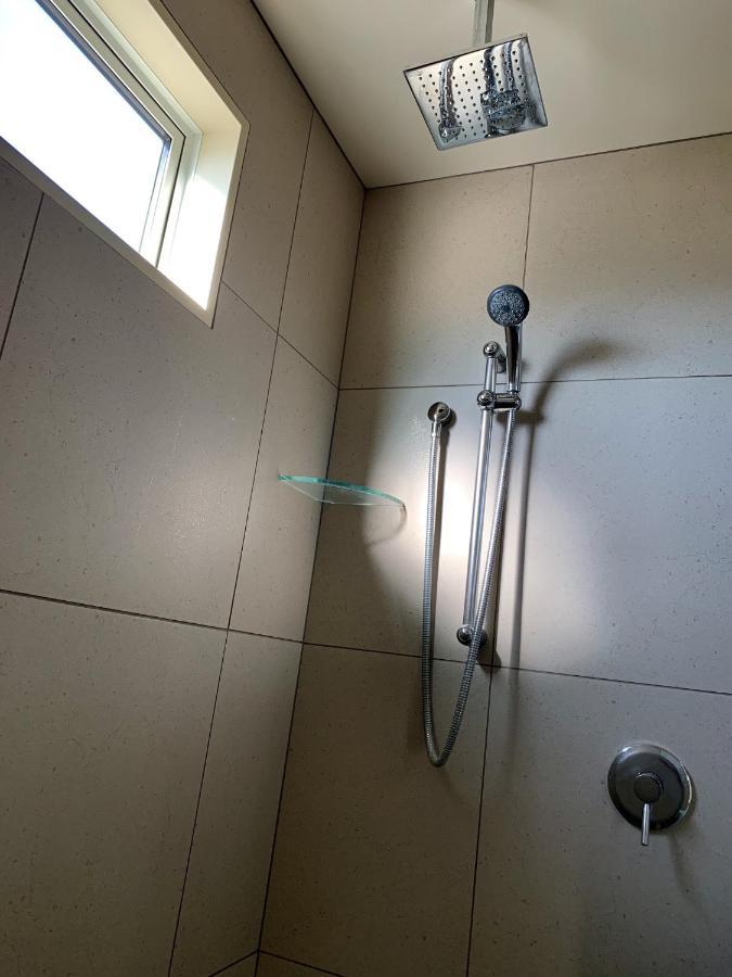 Amberley Serviced Apartments Bagian luar foto